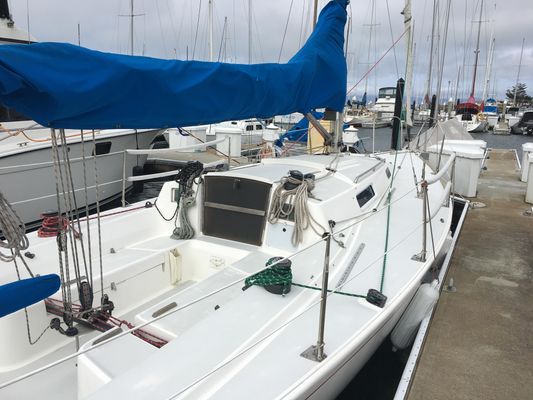 J Boats J 105 - main image
