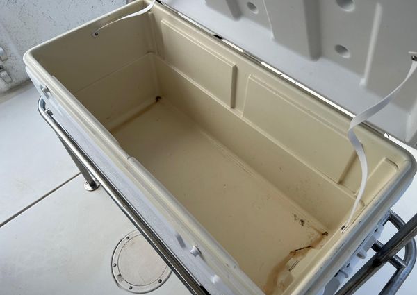 Triton 23-TUNNEL image