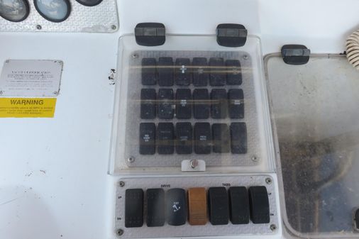 Baja 340-ISLANDER-OUTBOARD image