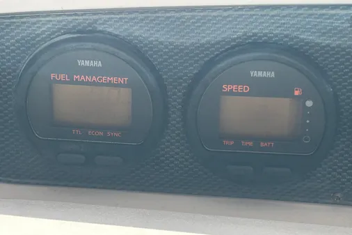 Grady-White Express 330 image