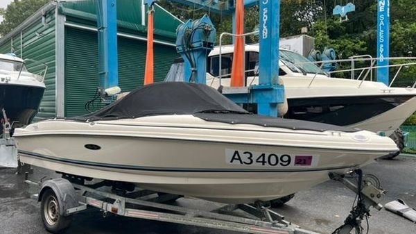Sea Ray 175 Bow Rider