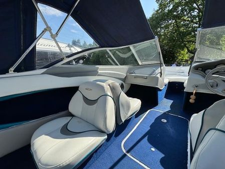 Bayliner 1750 image