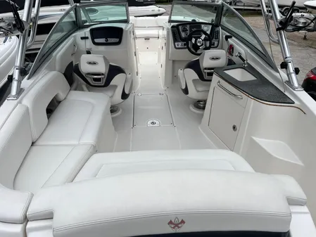 Chaparral SUNESTA-244-XTREME image