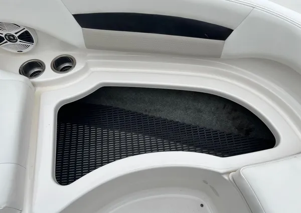 Chaparral SUNESTA-244-XTREME image