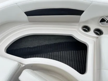 Chaparral SUNESTA-244-XTREME image