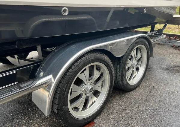 Chaparral SUNESTA-244-XTREME image