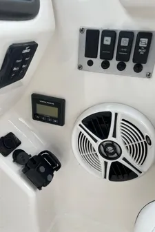 Chaparral SUNESTA-244-XTREME image