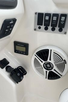 Chaparral SUNESTA-244-XTREME image