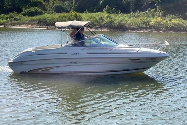 Sea Ray 215 EC - main image
