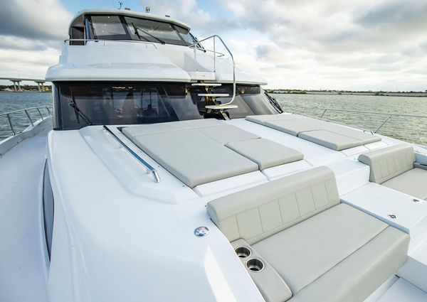 Aquila 70-LUXURY image