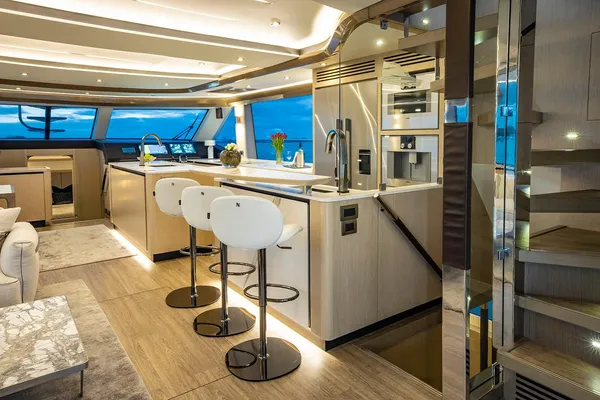 Aquila 70-LUXURY image