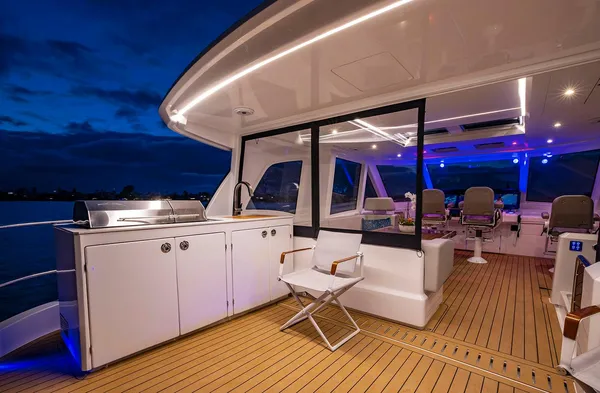 Aquila 70-LUXURY image