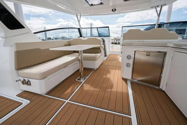 Aquila 36-SPORT image