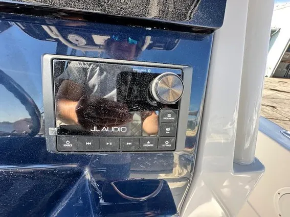 Pursuit S-248-SPORT image