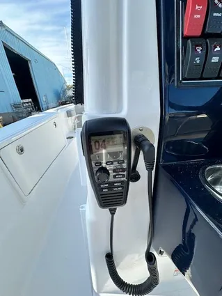 Pursuit S-248-SPORT image