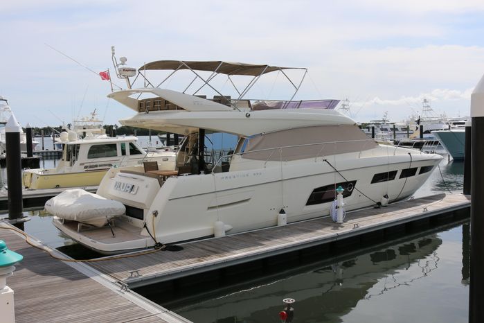 2013 Prestige Yachts 550 Fly 2013 Prestige Yachts 550 Fly