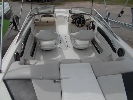 Glastron GT-205 image