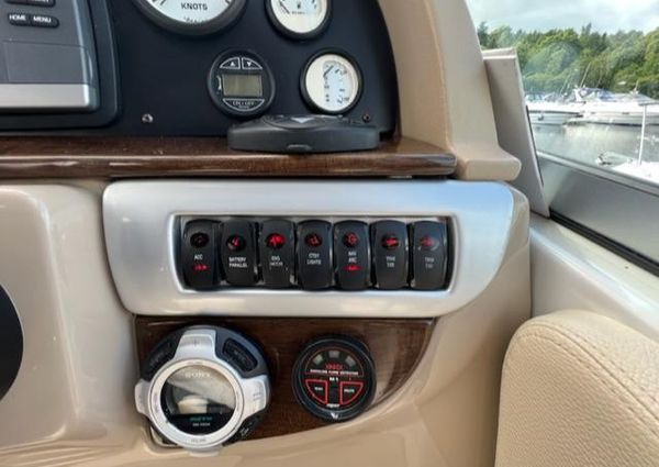 Four-winns V275 image