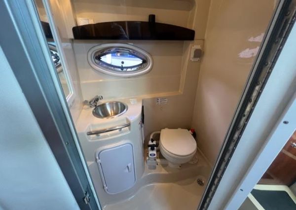 Four-winns V275 image