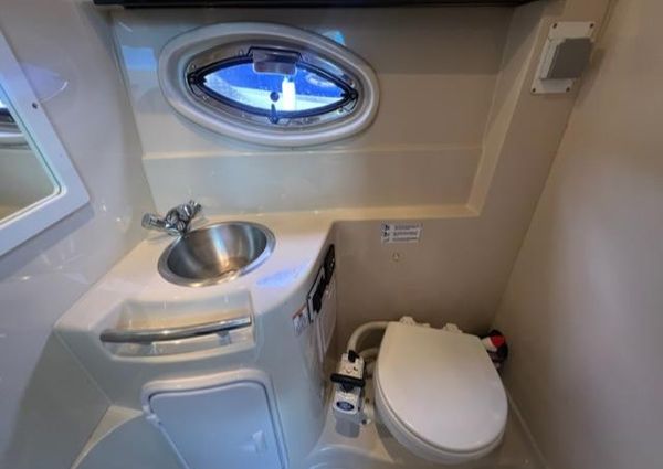 Four-winns V275 image