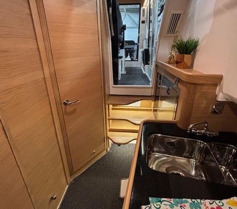 Nimbus COMMUTER-11 image