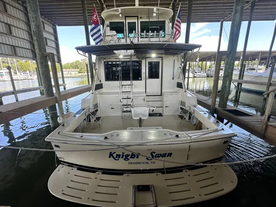 Hatteras Enclosed Bridge Sportfish image