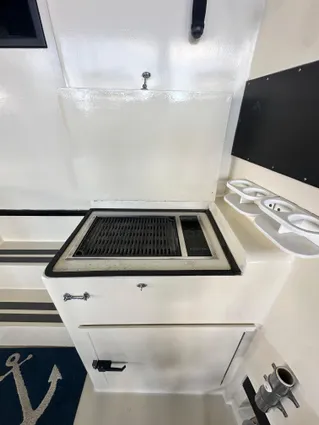 Hatteras Enclosed Bridge Sportfish image