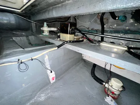 Hatteras Enclosed Bridge Sportfish image