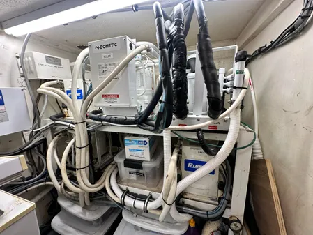 Hatteras Enclosed Bridge Sportfish image