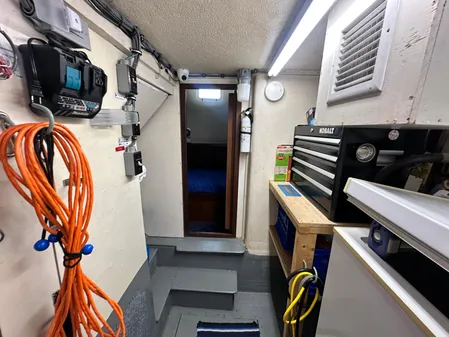 Hatteras Enclosed Bridge Sportfish image