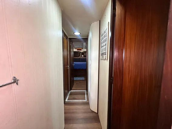 Hatteras Enclosed Bridge Sportfish image