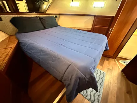 Hatteras Enclosed Bridge Sportfish image