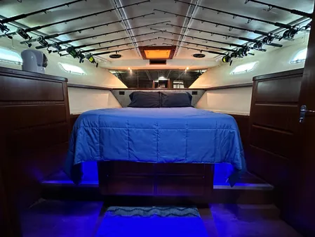 Hatteras Enclosed Bridge Sportfish image