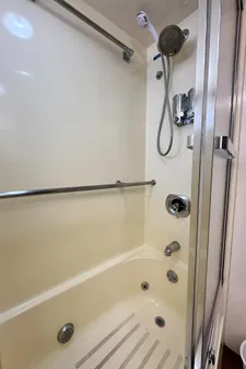 Hatteras Enclosed Bridge Sportfish image