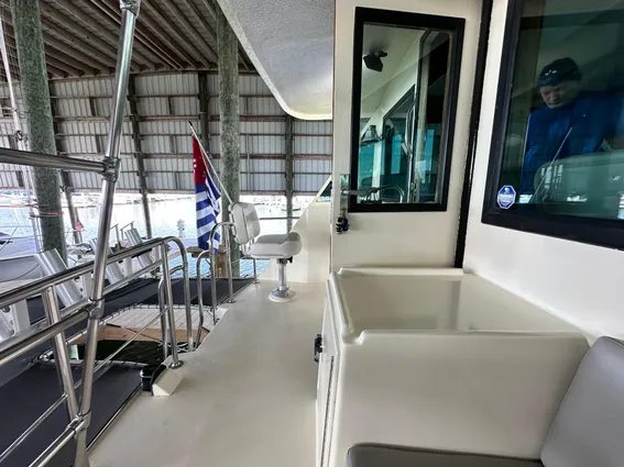 Hatteras Enclosed Bridge Sportfish image