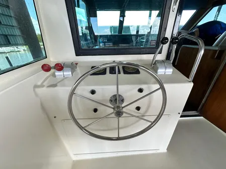 Hatteras Enclosed Bridge Sportfish image