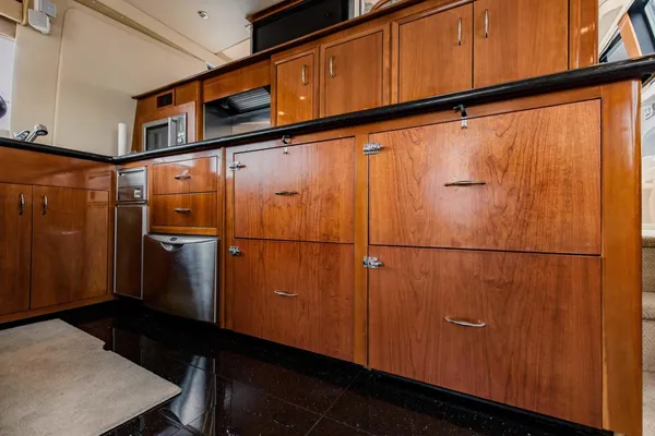 Carver 56 Voyager image