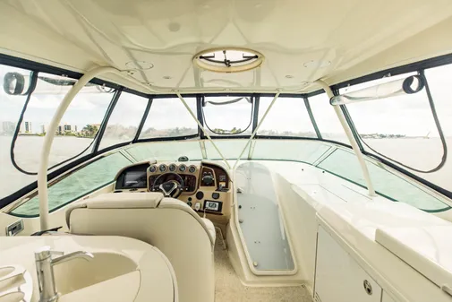 Carver 56 Voyager image