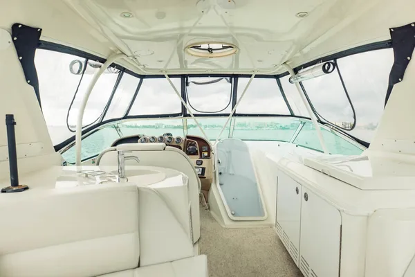 Carver 56 Voyager image