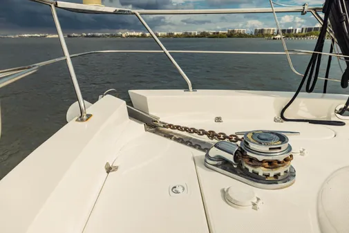 Carver 56 Voyager image