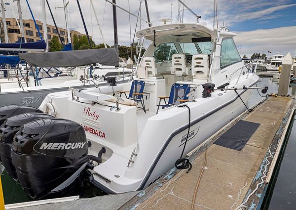 Boston-whaler 345-CONQUEST image