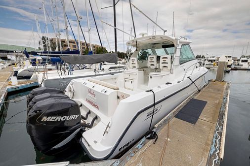 Boston-whaler 345-CONQUEST image