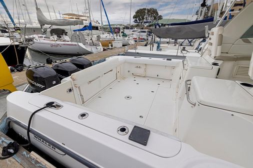 Boston-whaler 345-CONQUEST image