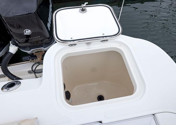 Boston-whaler 345-CONQUEST image