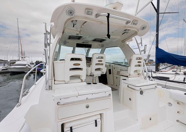 Boston-whaler 345-CONQUEST image