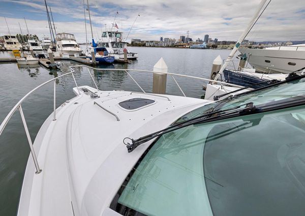 Boston-whaler 345-CONQUEST image