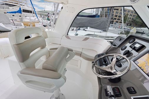 Boston-whaler 345-CONQUEST image