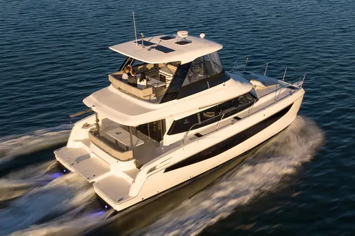 Aquila 42-YACHT image