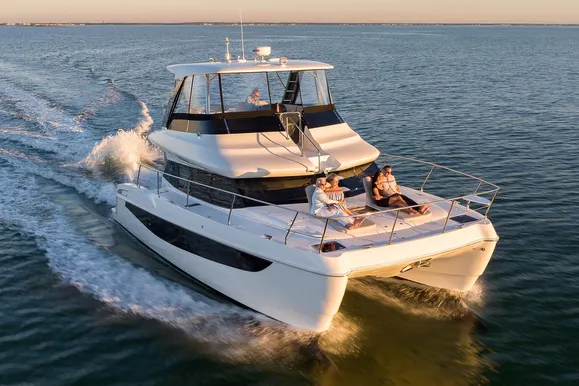 2026 Aquila 42 Yacht