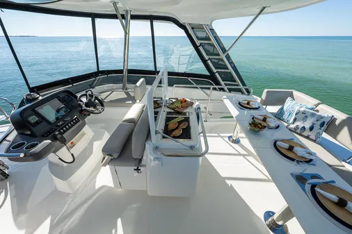 Aquila 42-YACHT image